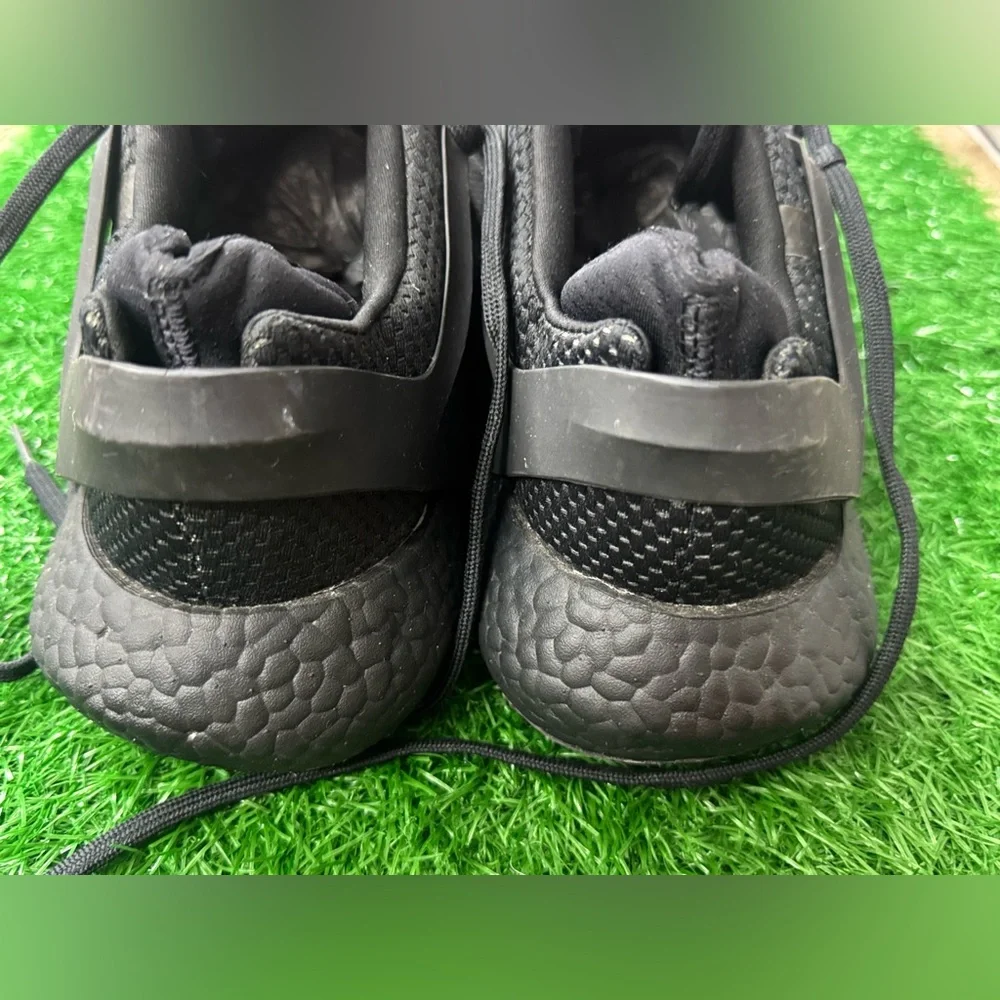 adidas lifestyles dynamic rarely